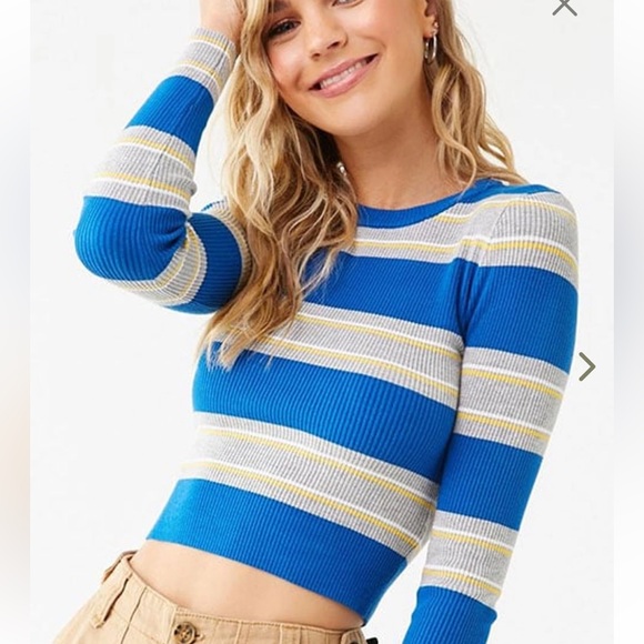 Forever 21 Sweaters - Forever 21 Long Sleeves Striped Semi Cropped Light Sweater Top Small